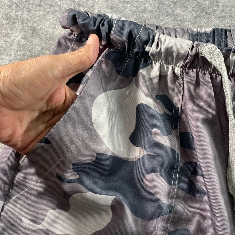 Adele B. Womens Black/Gray Camoflauge‎ Adjustable Waist Shorts Size LG - Picture 3 of 11